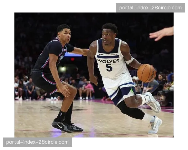 森林狼客场逆转猛龙终结多年魔咒 爱德华兹30分关键攻防锁定胜局 森林狼客场逆转猛龙终结多年魔咒 爱德华兹30分关键攻防锁定胜局